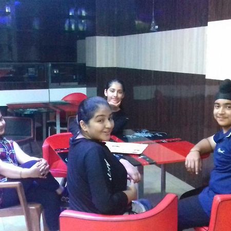 Harkishan Lodge Sambalpur Luaran gambar